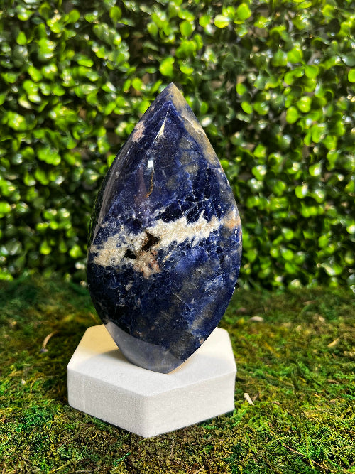 Sodalite Flame