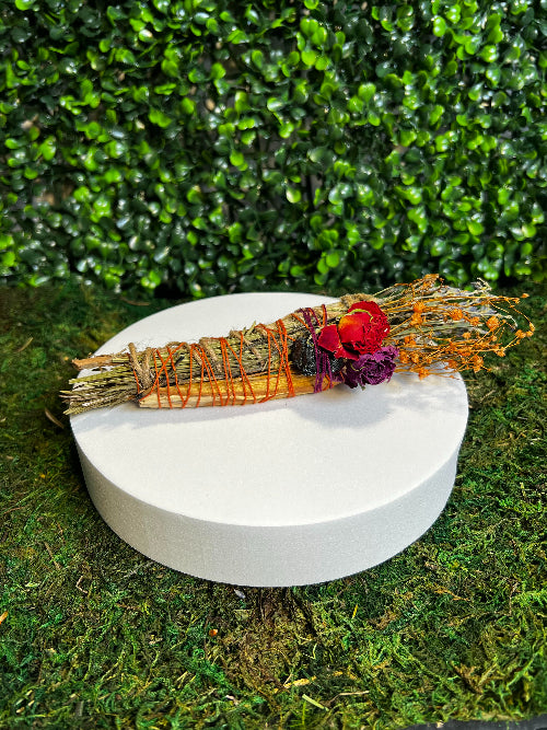 Black tourmaline, White Sage, Lavender, Rosemary and Palo Santo Bundle