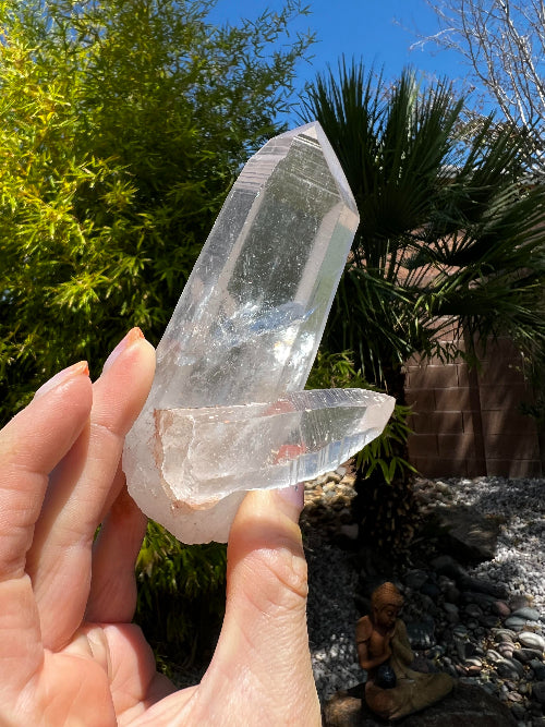Lemurian Cutbase