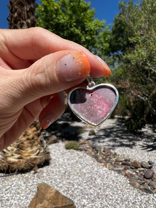 Cobalto Calcite Pendant