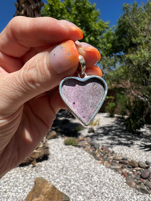 Cobalto Calcite Pendant