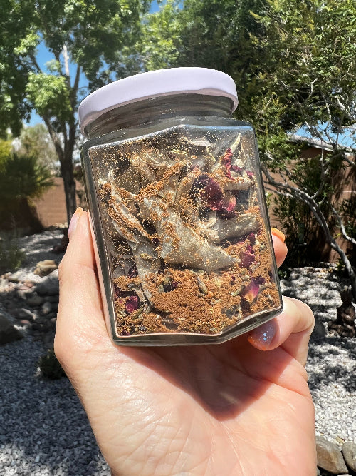 Bee's Sage and Crystals: A Sacred Blend of Clearing and Connection