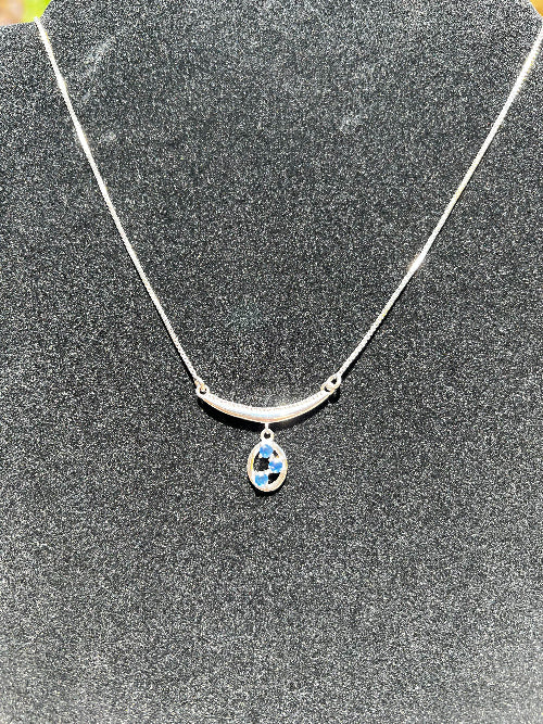 Blue Sapphire Necklace (Set in a 925 sterling silver)