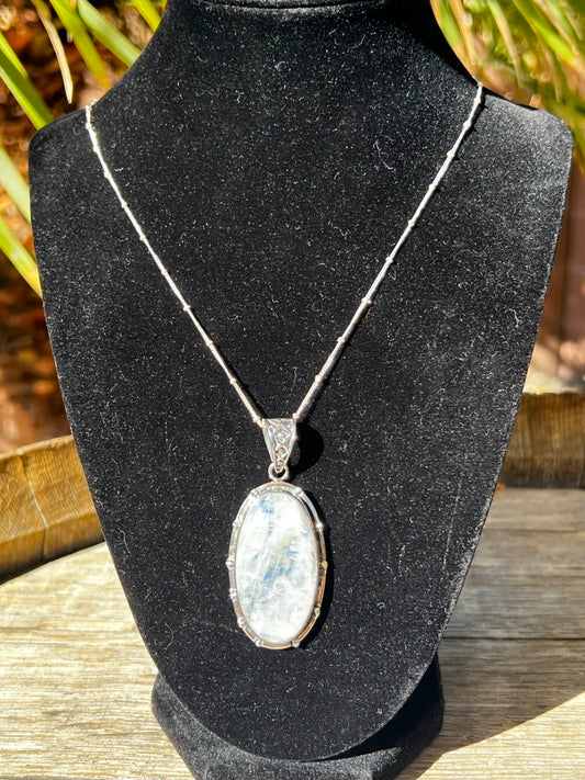Rainbow Moonstone Neklace