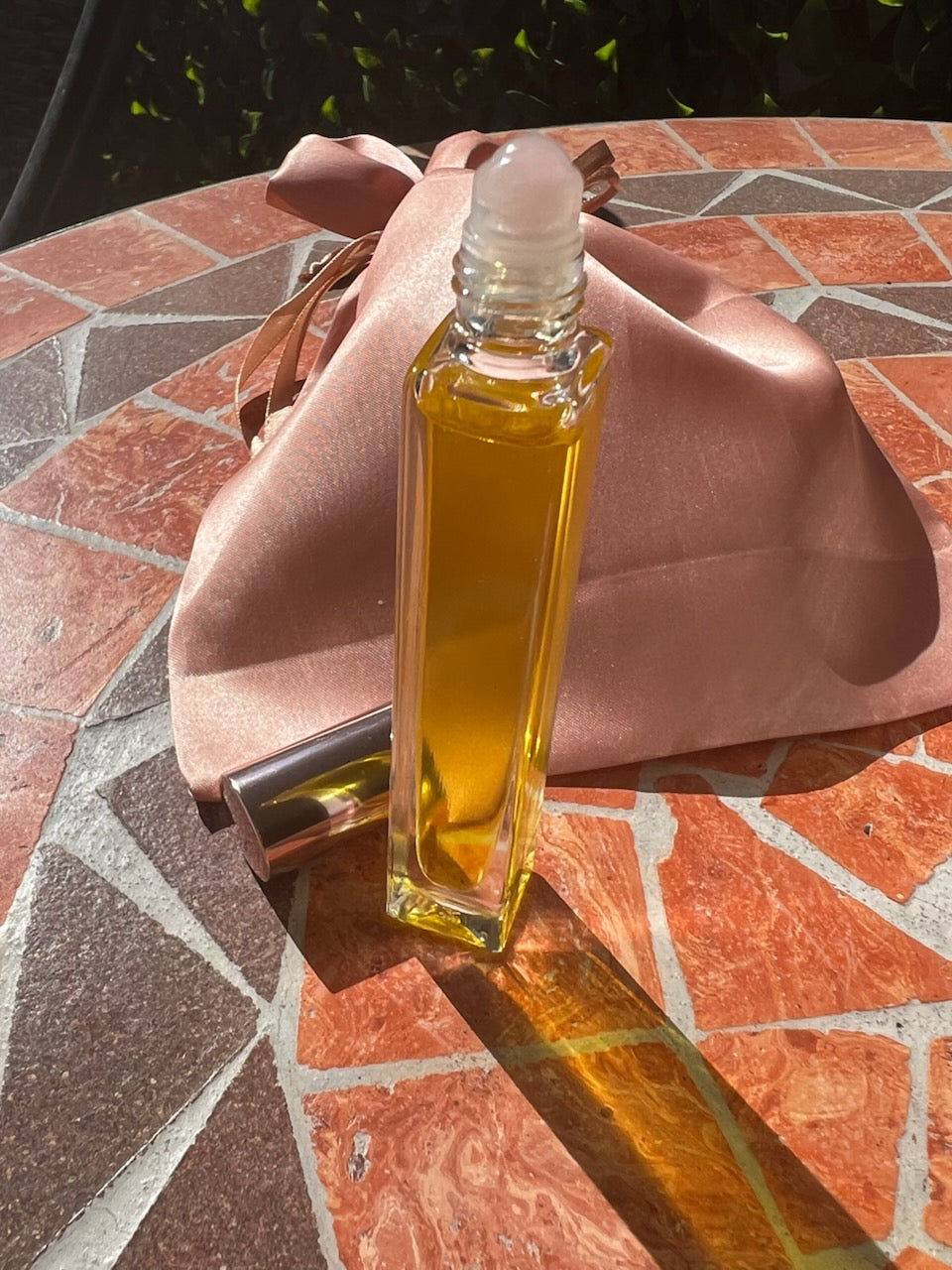 Solaris Handmade Perfume by Bee